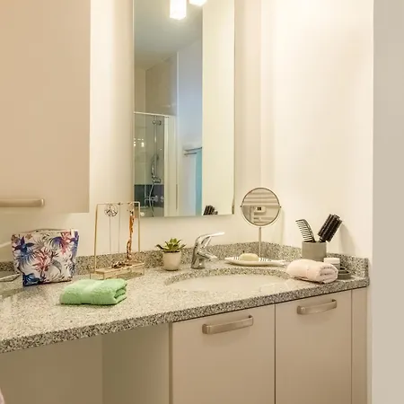 Domitys Le Vallon Des Bois 4* Le Mans