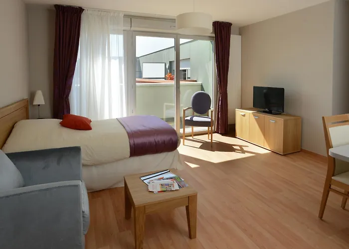 Apart-hotel Domitys Le Vallon Des Bois 4*