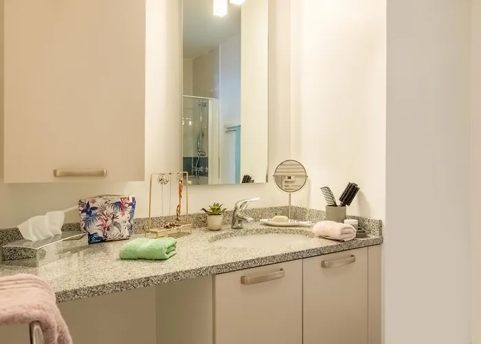 Domitys Le Vallon Des Bois 4* Le Mans